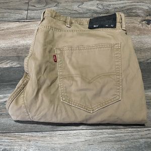 Levi’s 511 Commuter Khakis